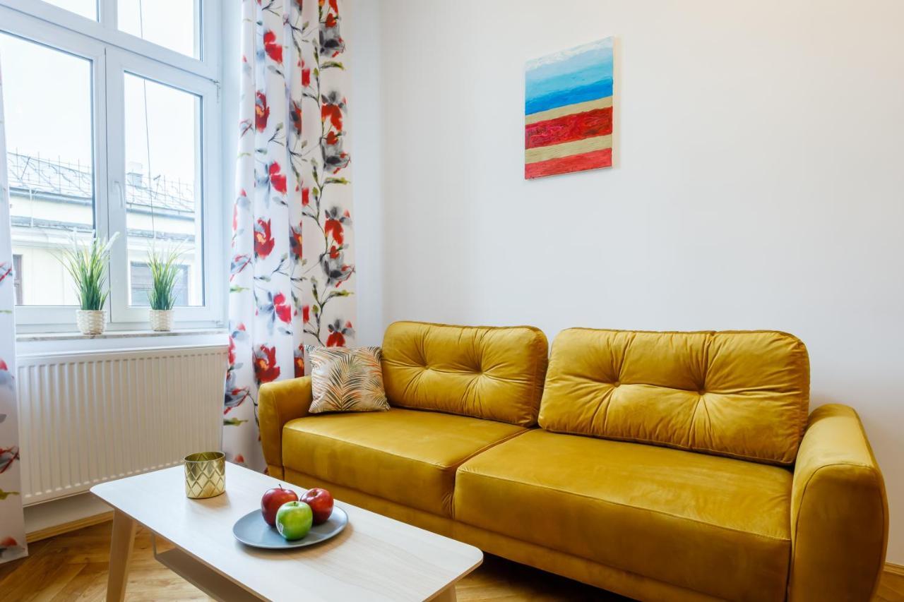 Ok Lux Apartments Краков Экстерьер фото