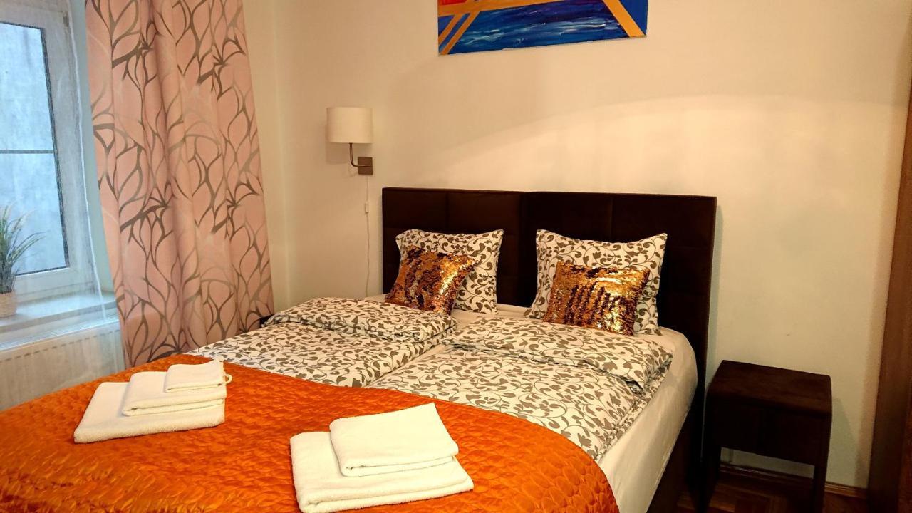 Ok Lux Apartments Краков Экстерьер фото