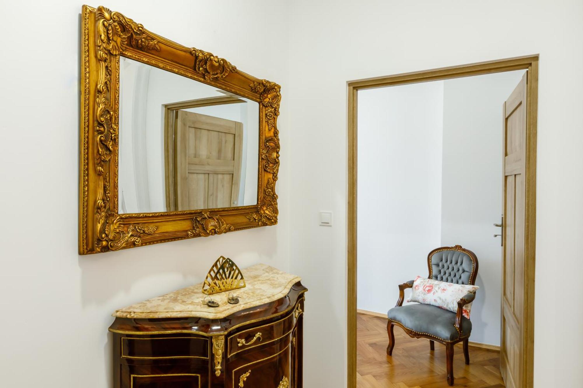 Ok Lux Apartments Краков Экстерьер фото